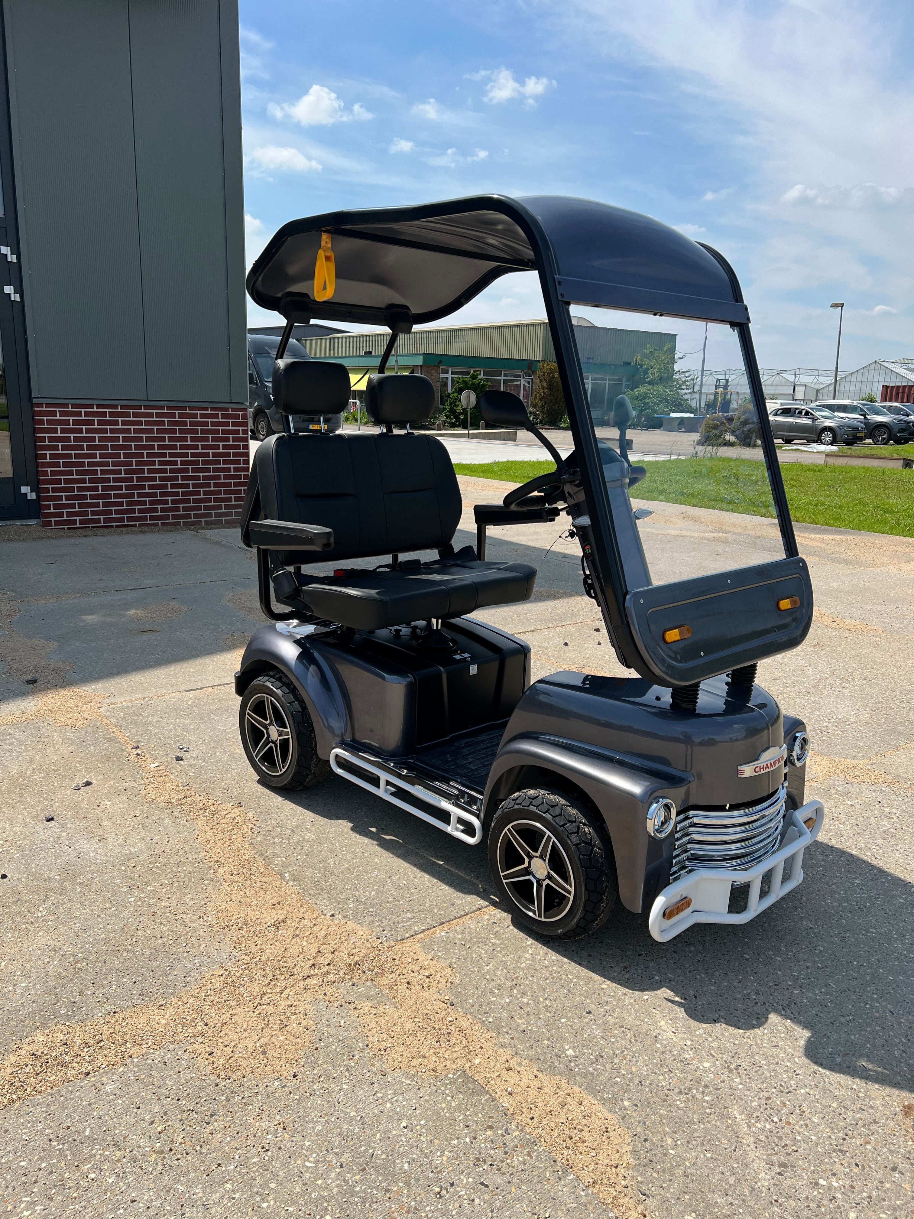 TTZ Electric Duo – 2 Persoons Scootmobiel – Zwart