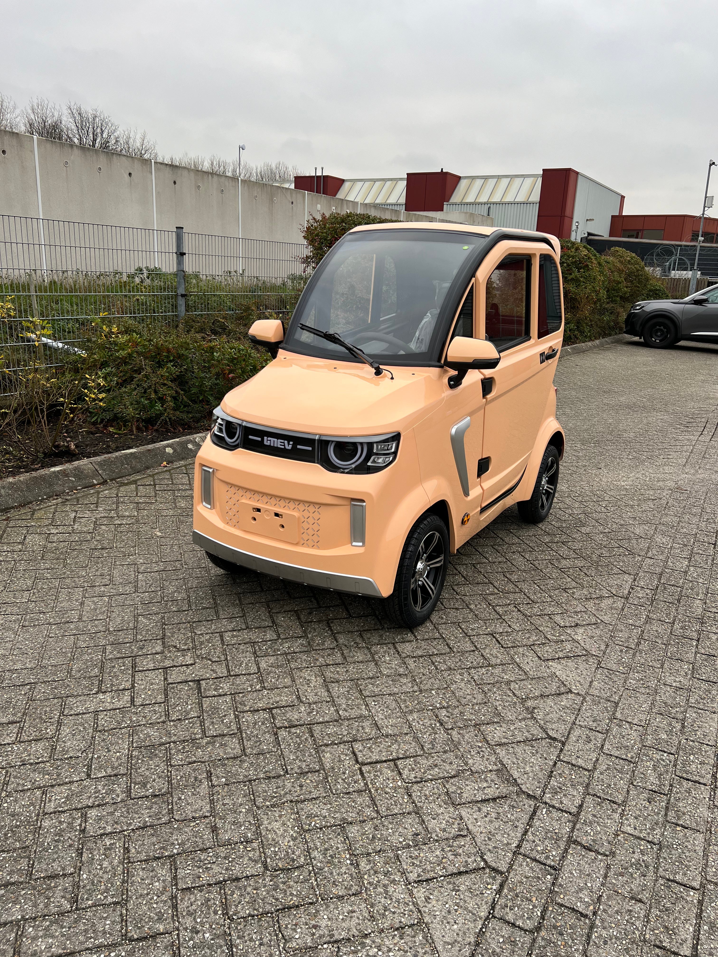 TTZ Electric invalidenvoertuig 2.0 – Bruin/Oranje