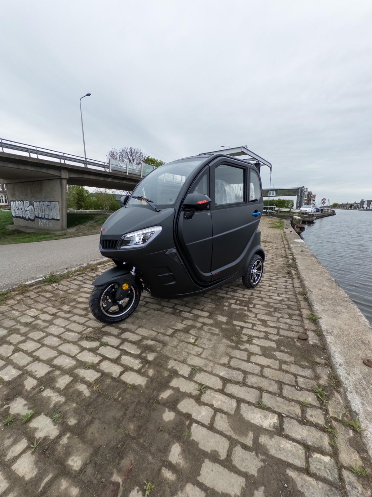 TTZ Electric invalidenvoertuig – 3 Wiel – Rood