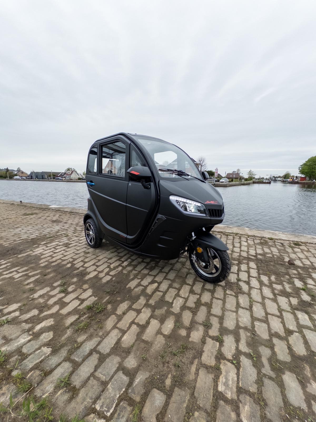 TTZ Electric invalidenvoertuig – 3 Wiel – Rood