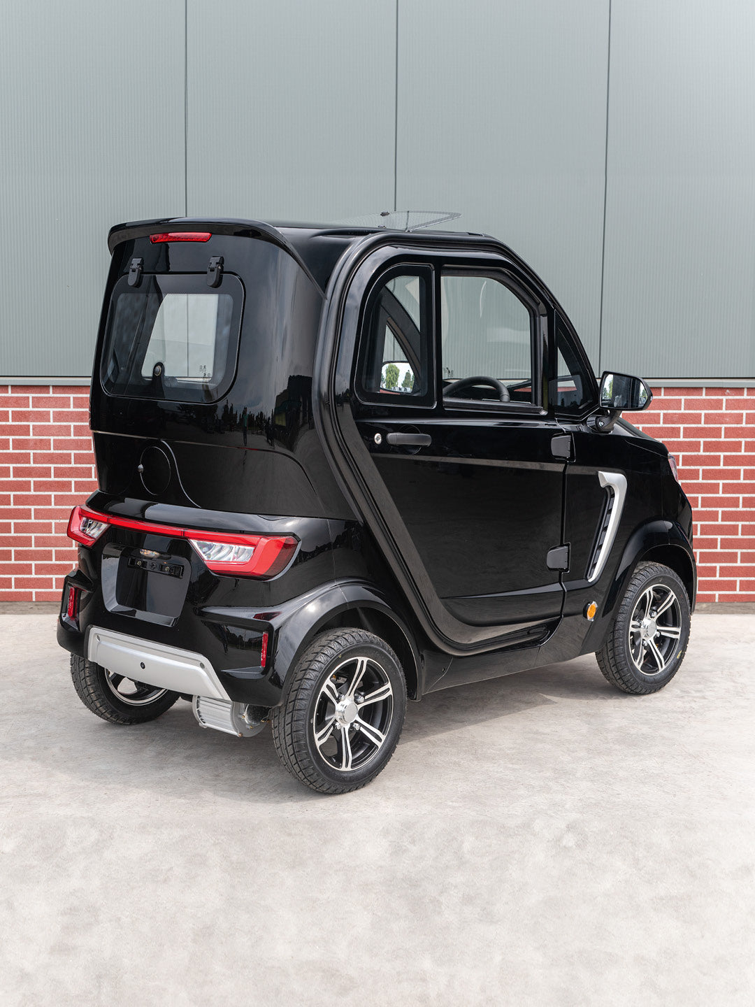 TTZ Electric invalidenvoertuig 2.0 – Zwart