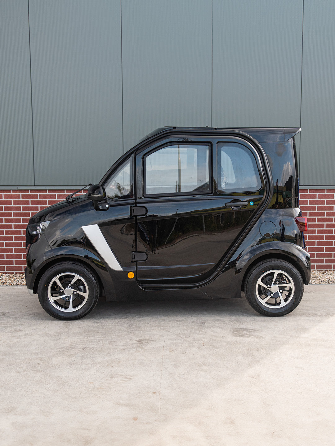 TTZ Electric City Car 4 Personen – Zwart