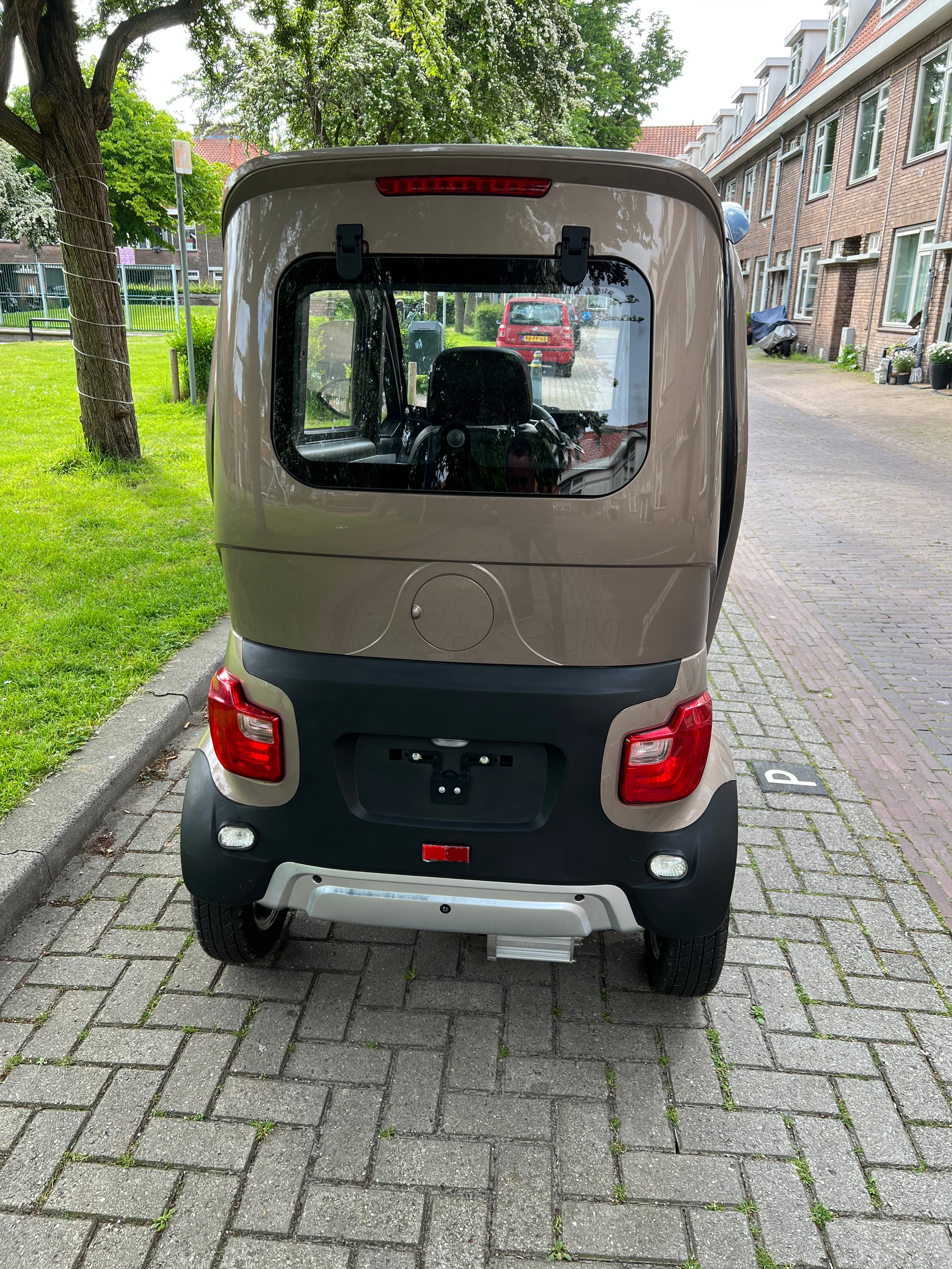 TTZ Electric invalidenvoertuig 1.0 – Beige