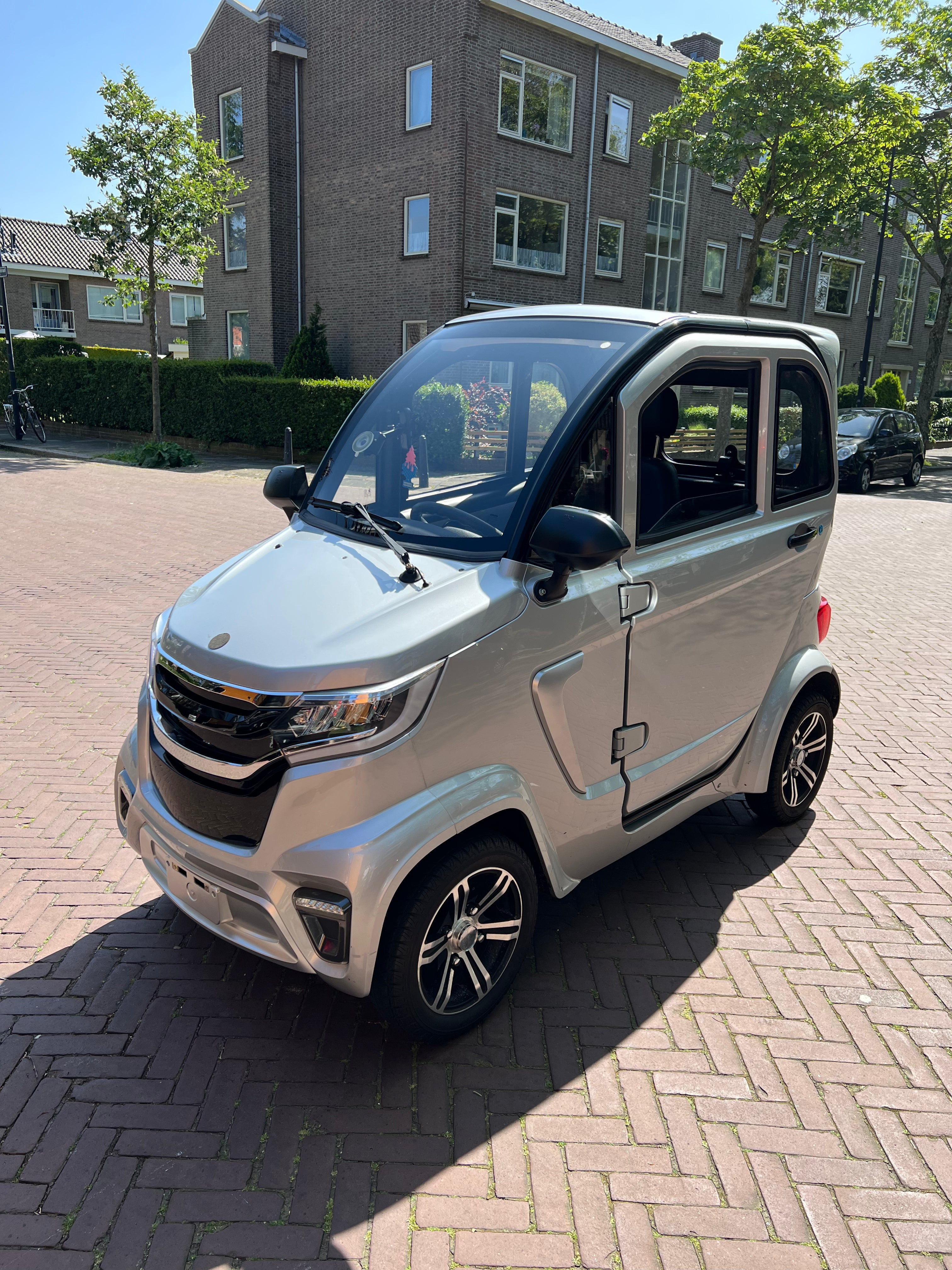 TTZ Electric invalidenvoertuig 1.0 - Zilver