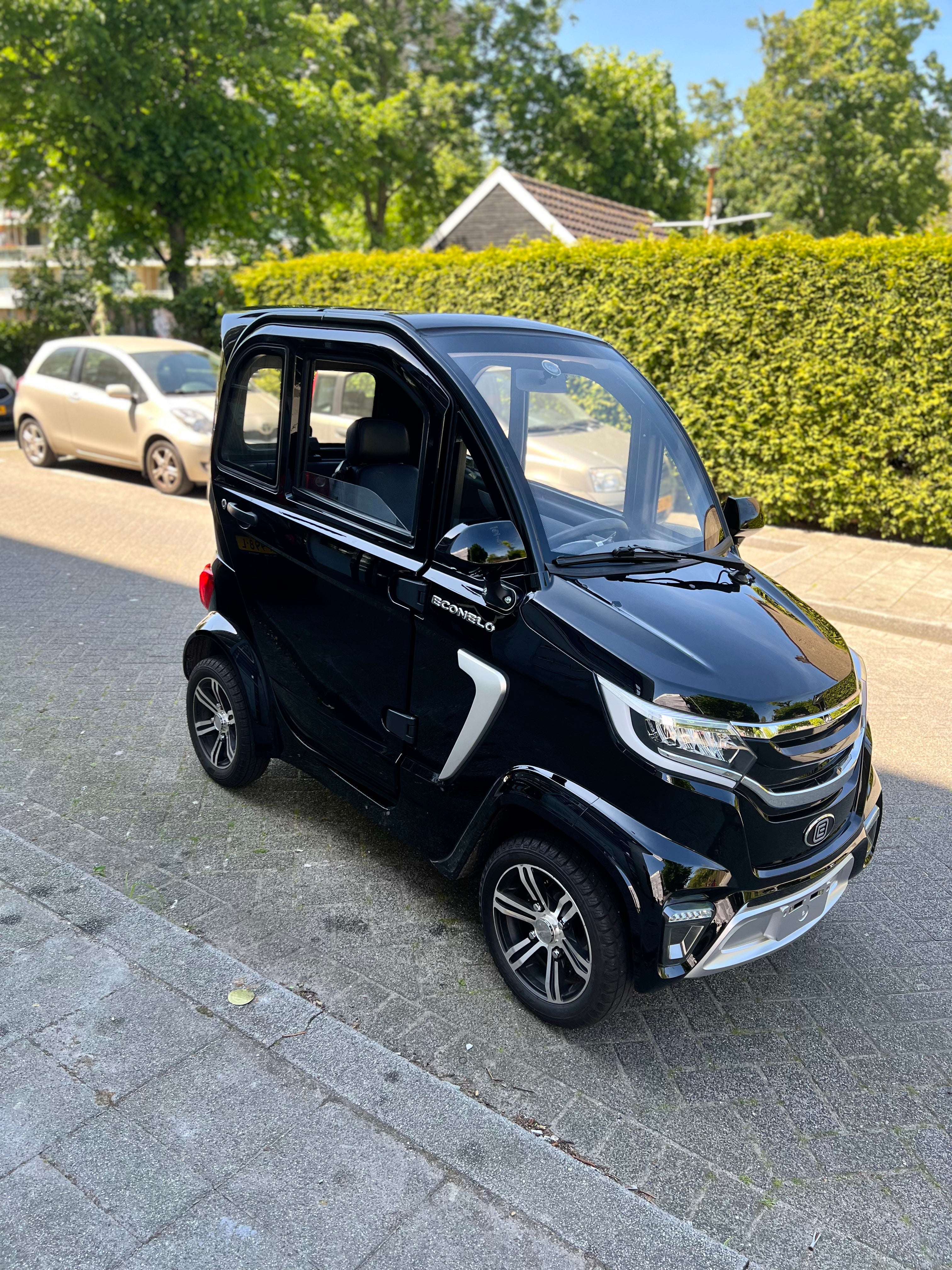 TTZ Electric invalidenvoertuig 1.0 – Zwart