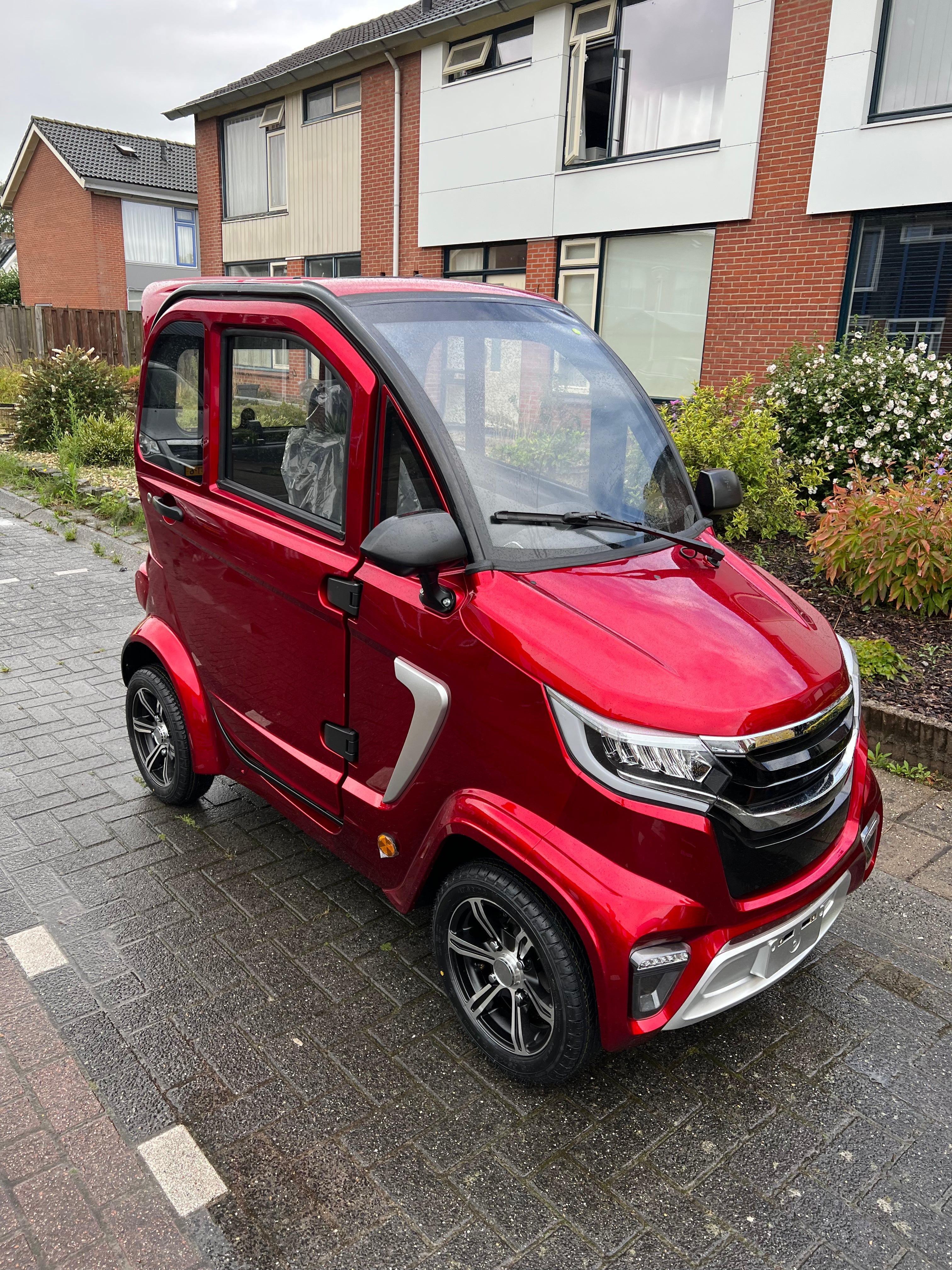 TTZ Electric invalidenvoertuig 1.0 – Rood