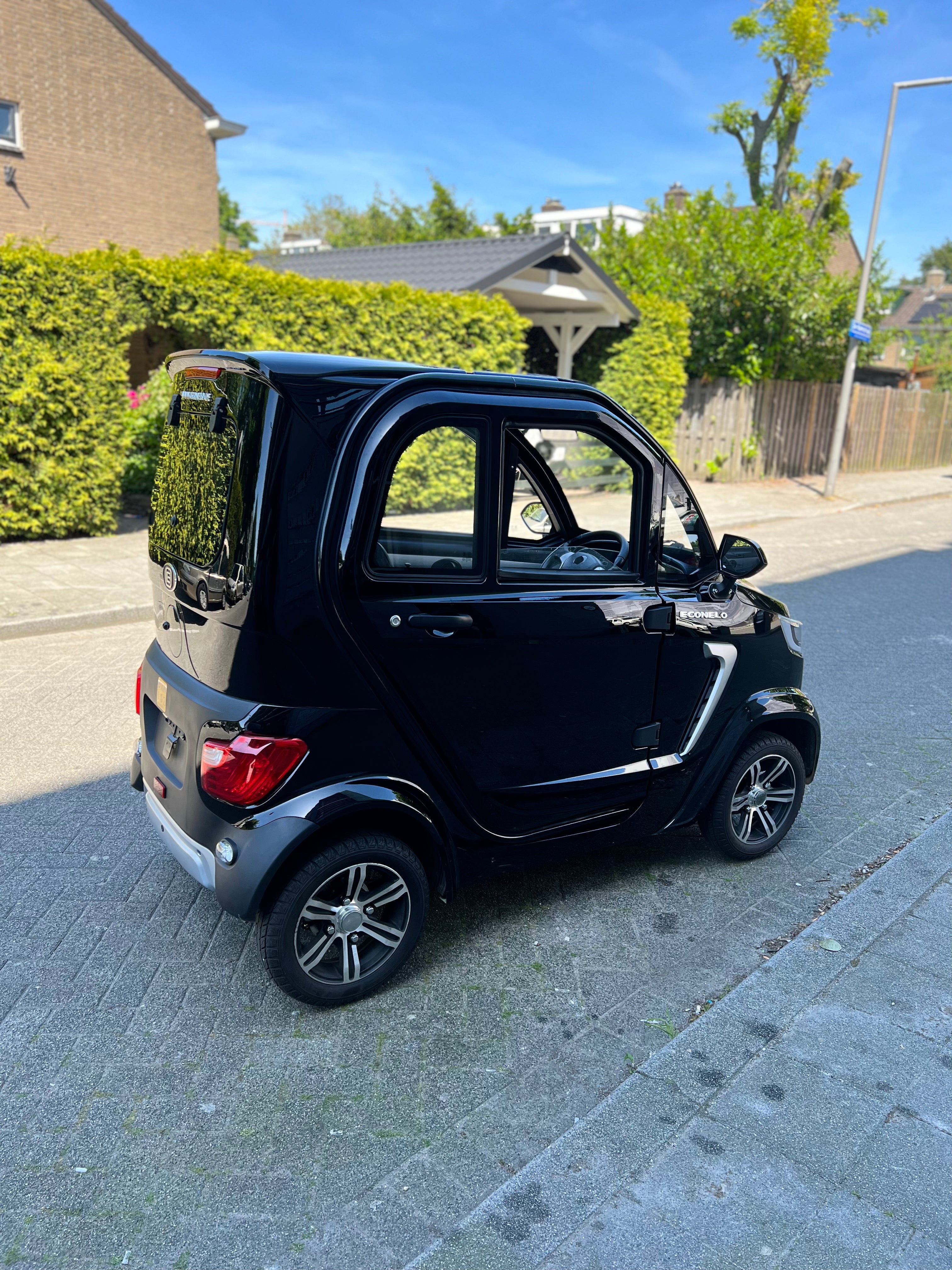 TTZ Electric invalidenvoertuig 1.0 – Zwart
