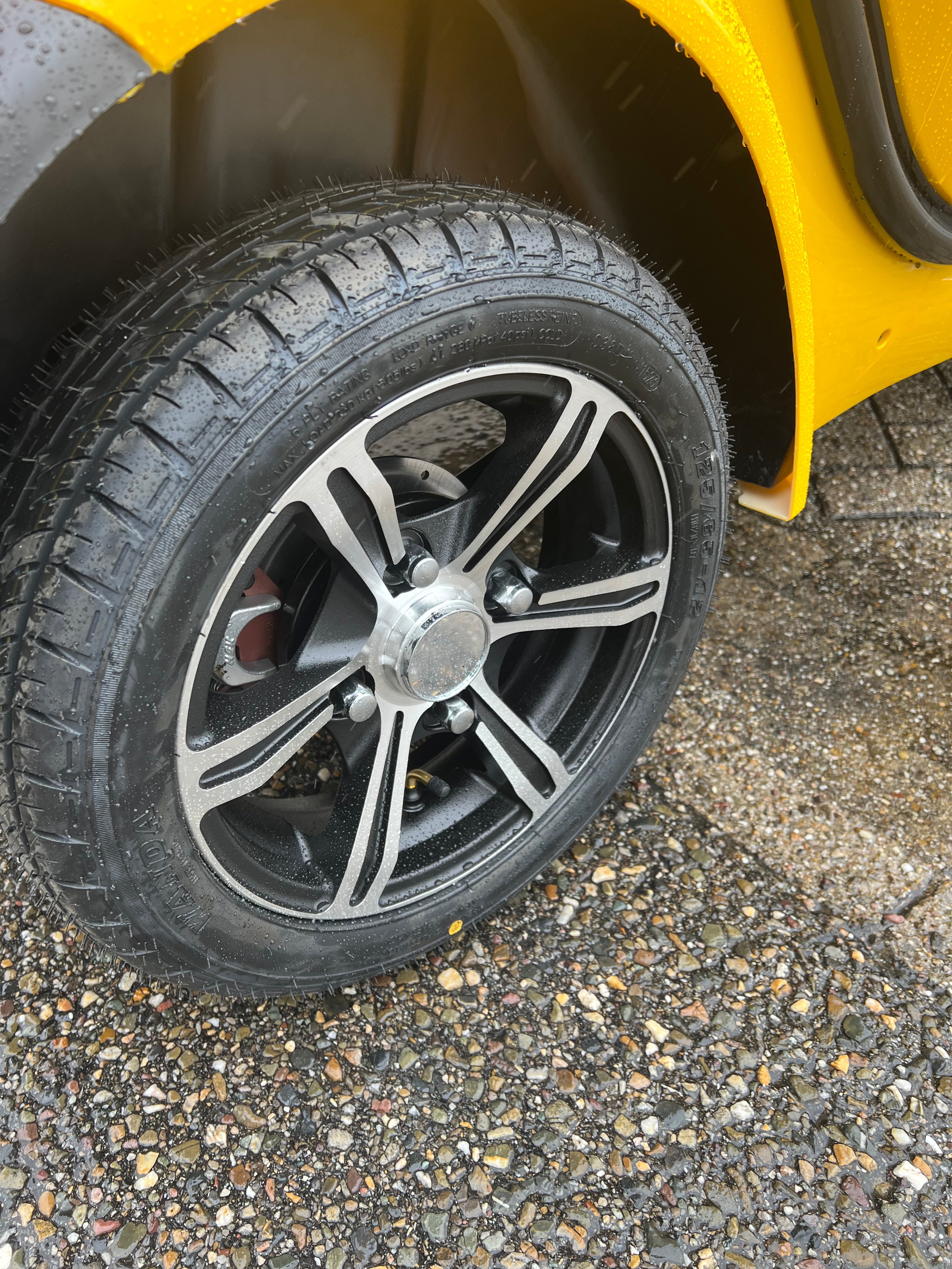 TTZ Electric invalidenvoertuig 1.0 – Geel