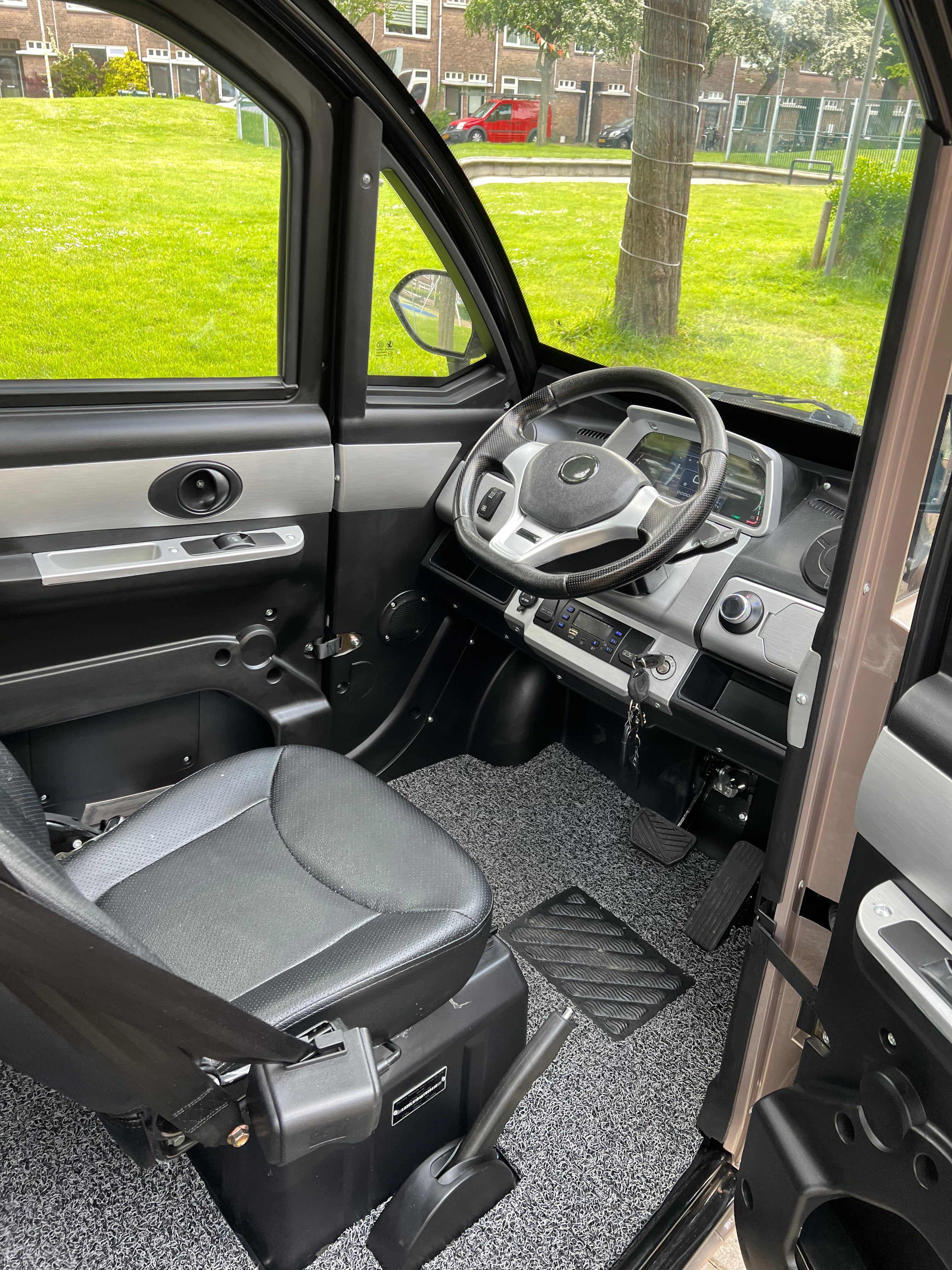 TTZ Electric invalidenvoertuig 1.0 – Rood